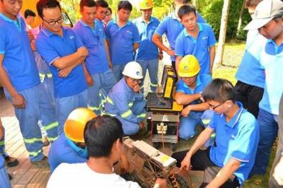 施羅德工業(yè)集團開展技術(shù)服務(wù)培訓，譽帆團隊盛贊CCTV檢測技術(shù)新高度